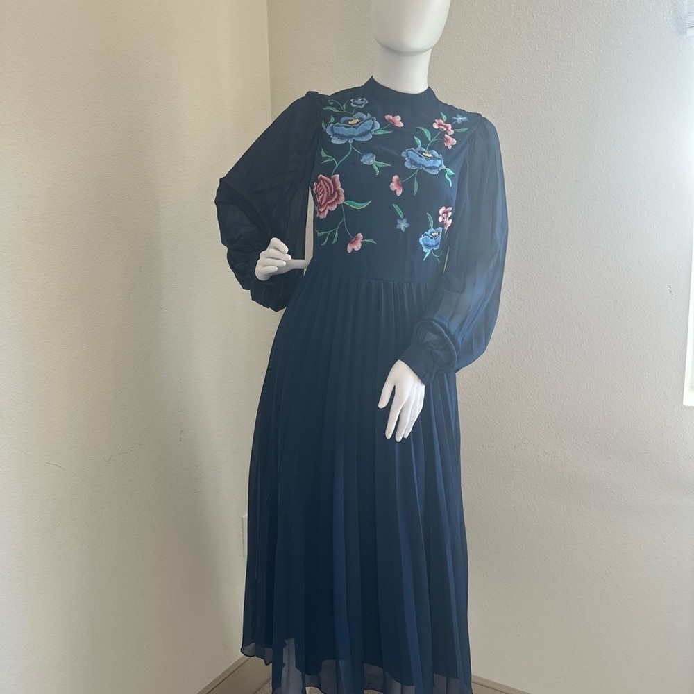 ASOS Designhighneck pleated long sleeve skater maxi dress embroidery navy - Picture 6 of 10